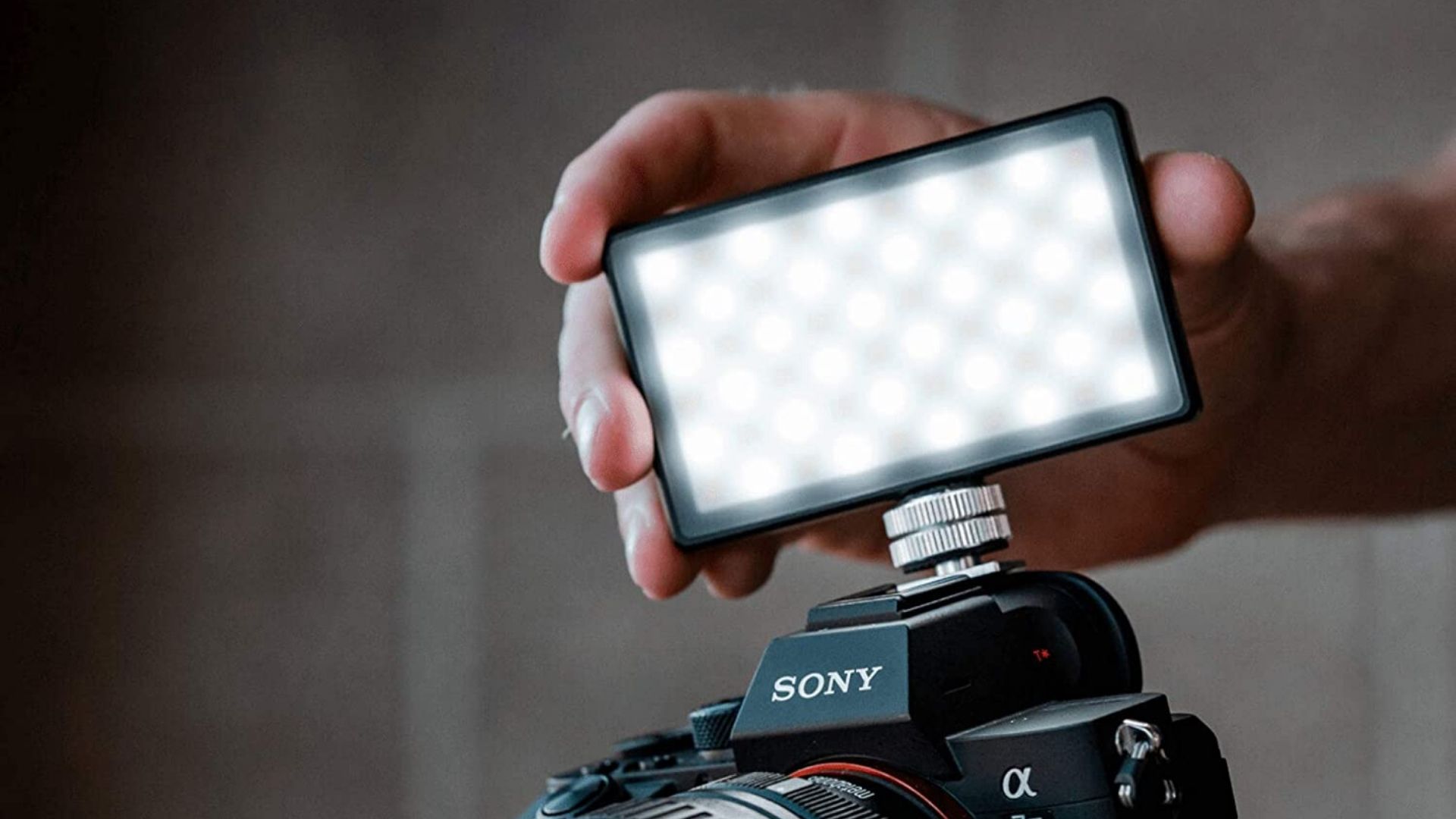 5+ Best Portable LED Lights For Smartphone Filmmaking