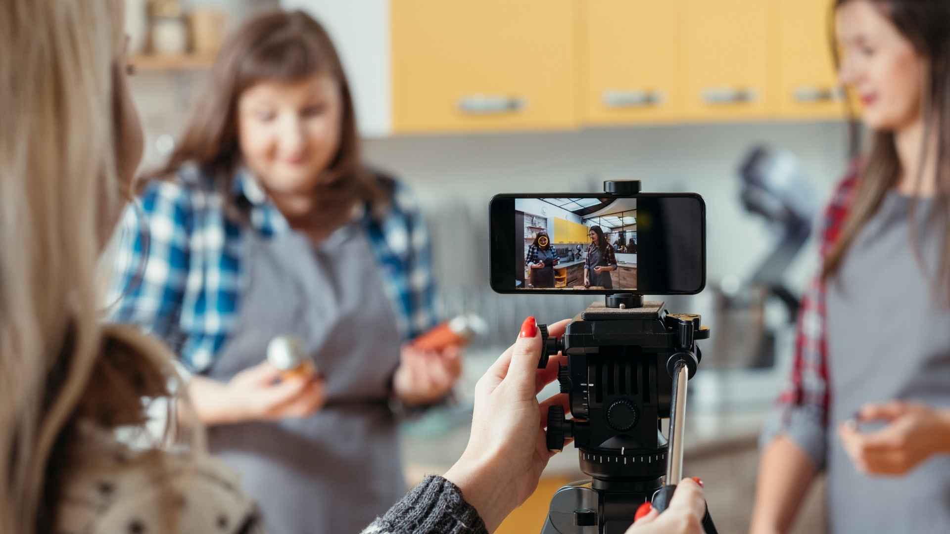 The Ultimate Beginner's Guide to Smartphone Filmmaking
