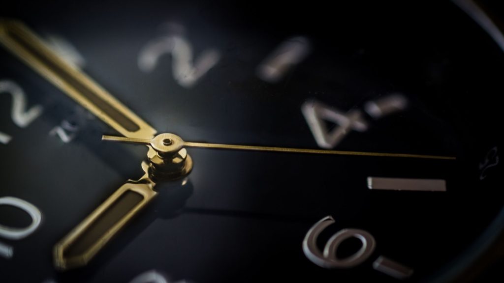 A Great Guide to Wristwatches: How to Choose a Watch ... To find your perfect watch, be sure to choose one with functions that suit your needs.