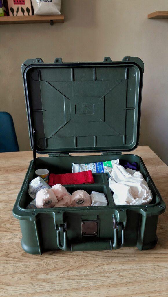 First aid kit that maters emergency location kit