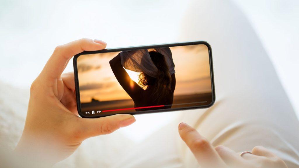 10+ Best Tips For Shooting a Movie on Your iPhone or iPad