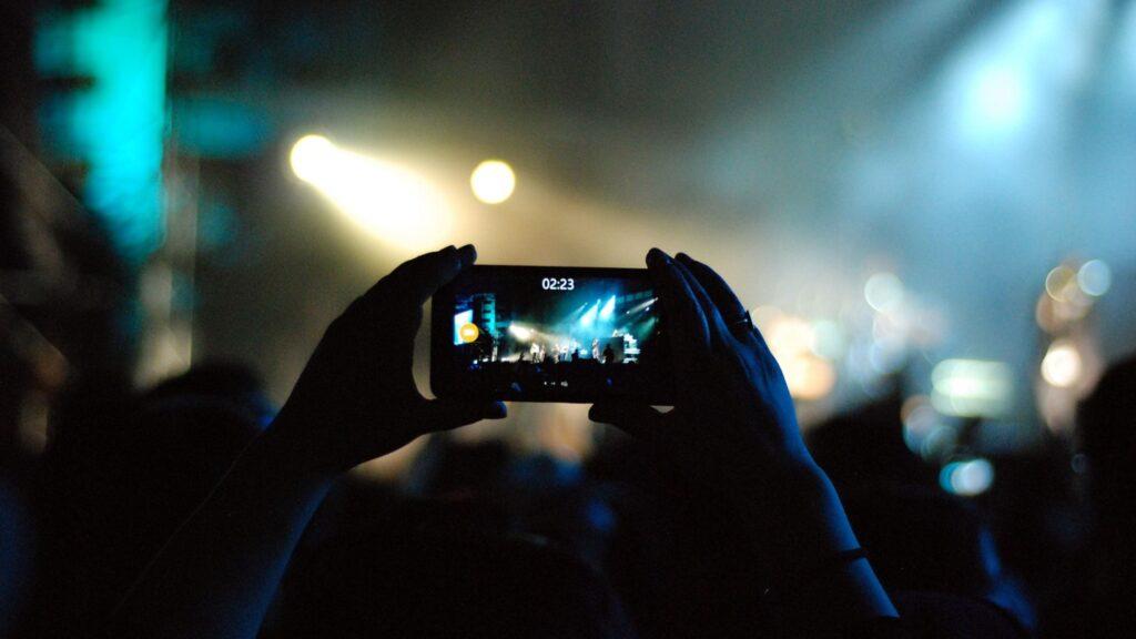 Best Reasons to Use Your Smartphone to Make a Film