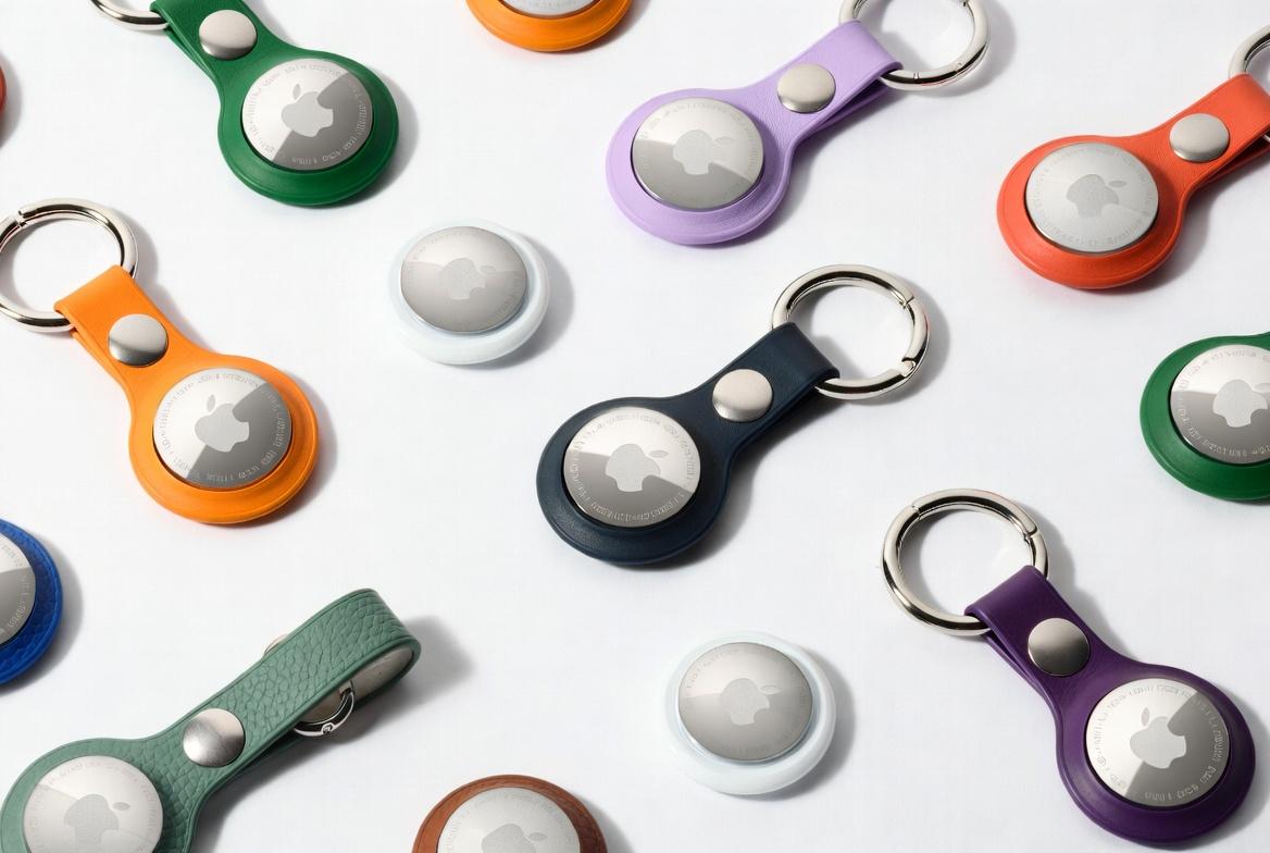 Apple AirTag item tracker